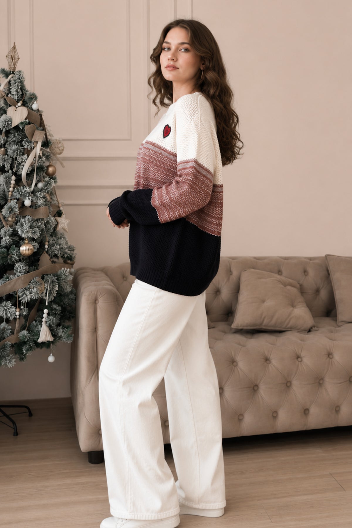 Colour Block Heart Detail Knitted Jumper Soft Winter Sweater