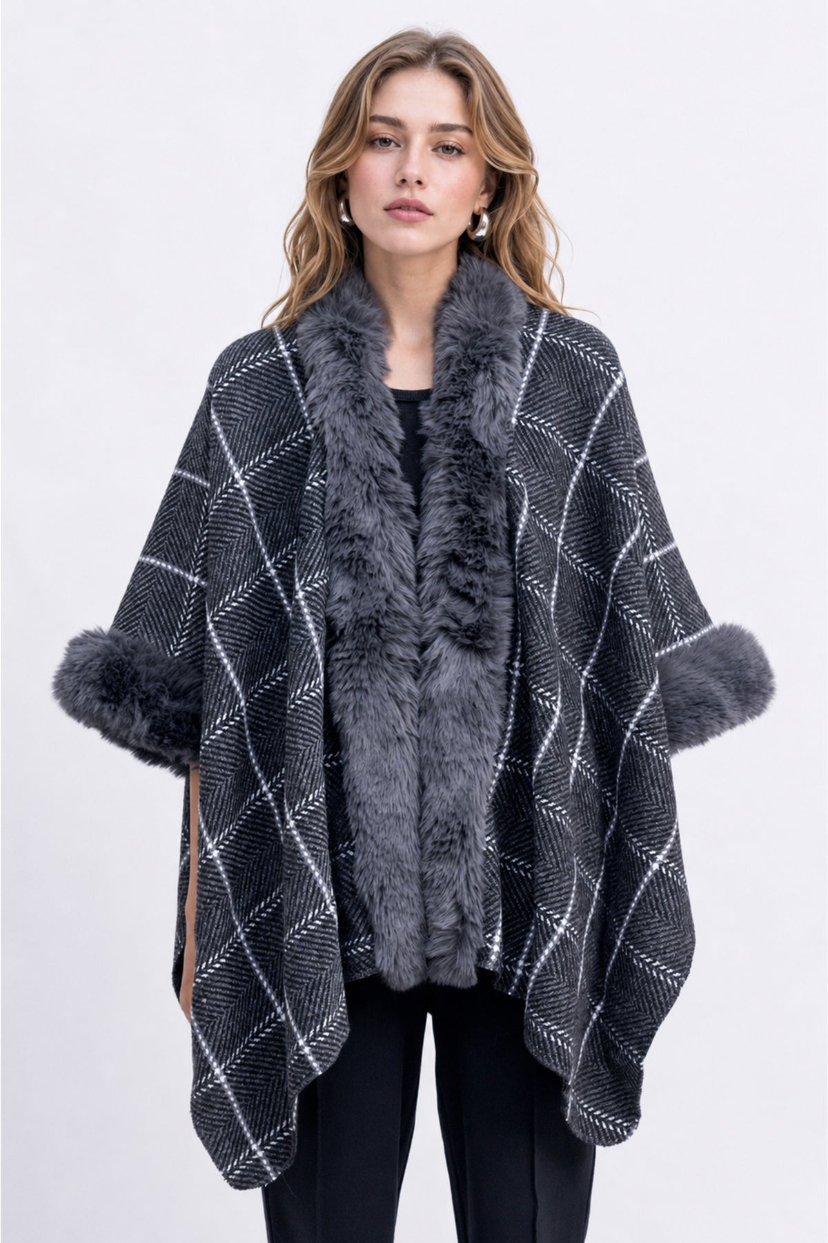 Ladies Cape Shawl